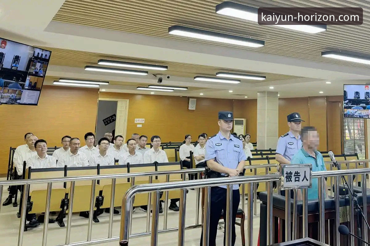 从“金元帝国”到庭审现场：一场商业与足球的兴衰深度评测